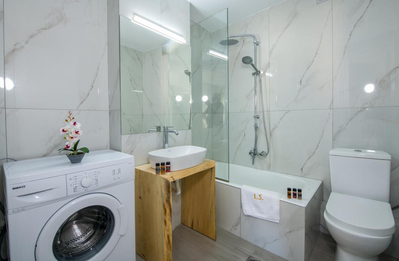 Lucky Suites-Adults-Only Elegant Stay Rethymno Exterior foto